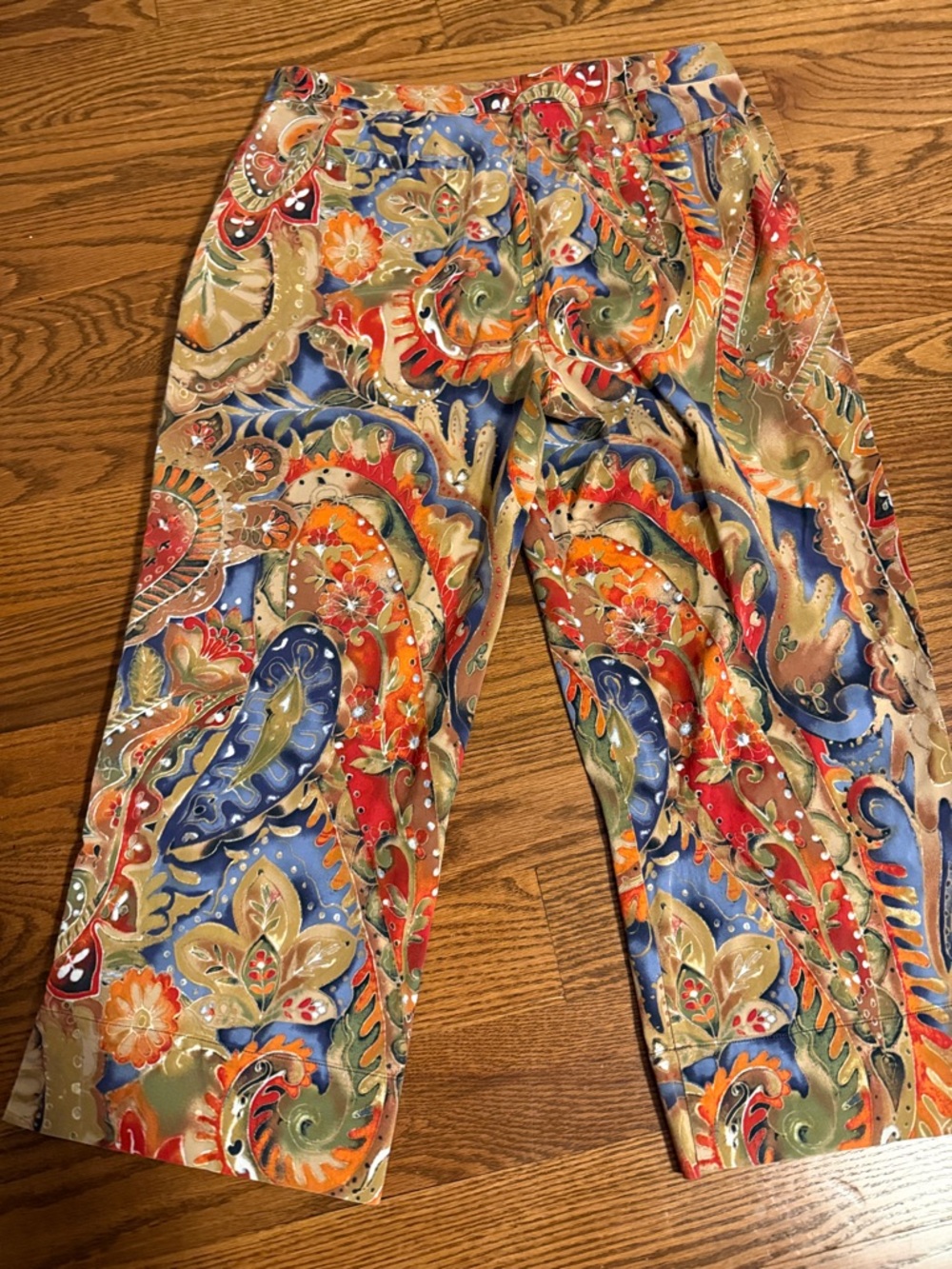 Chico's multicolor print capri crop pants - size 1.5 - Picture 3 of 3
